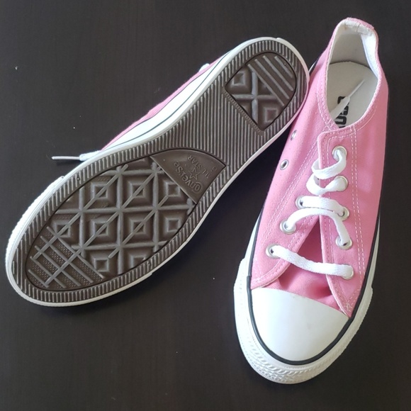 Shoes - Picture 2 of 2